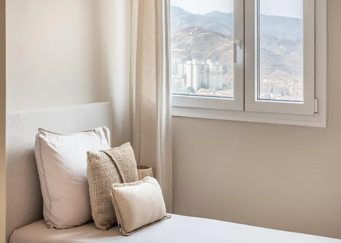 Skyline 5 Pool & Parking Free Apartamento Málaga